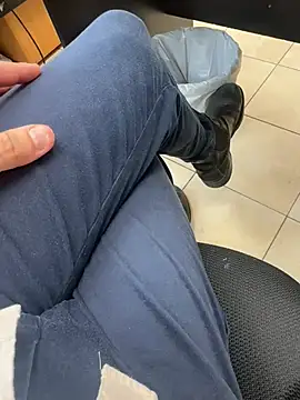 Snapshot of hotisraeli chatting on 6, 3, 2025 hotisraeli online show from 6, 3, 2025