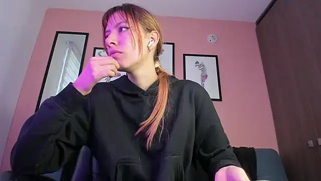 SensualJane2 online show from 18, 12, 2024