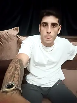 arenn1997 online show from 10, 10, 2025