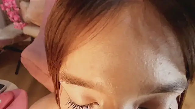 Snapshot of Amy-Skinny chatting on 14, 12, 2025 Amy-Skinny online show from 14, 12, 2025