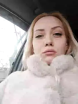 Snapshot of SweetGalateja chatting on 4, 3, 2025 SweetGalateja online show from 4, 3, 2025