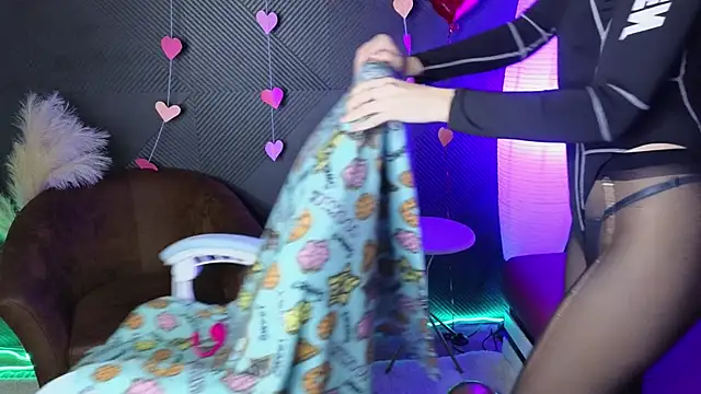 LitaBrom online show from 19, 2, 2025