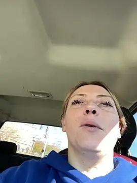 lezbean24 online show from 27, 2, 2026