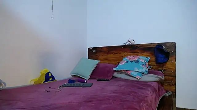 maryoriegil1 online show from 14, 11, 2025