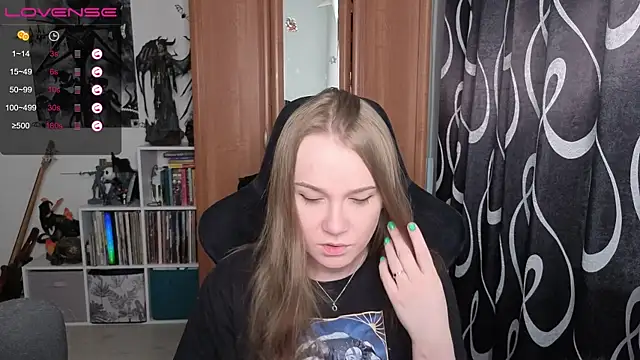 stellablondy online show from 30, 6, 2026