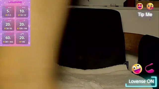 Snapshot of SUEPER_2019 chatting on 16, 10, 2025 SUEPER 2019 online show from 16, 10, 2025