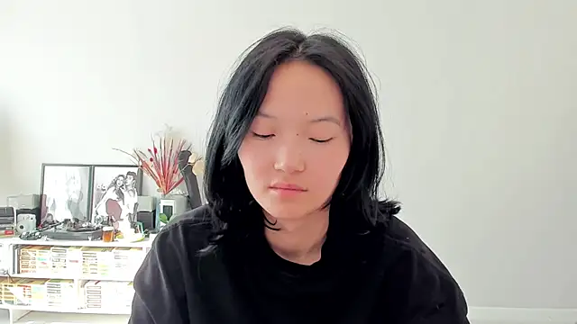 Snapshot of ailey_chao chatting on 10, 6, 2026 ailey chao online show from 10, 6, 2026