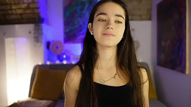 Gia Paige18 online show from 18, 12, 2024