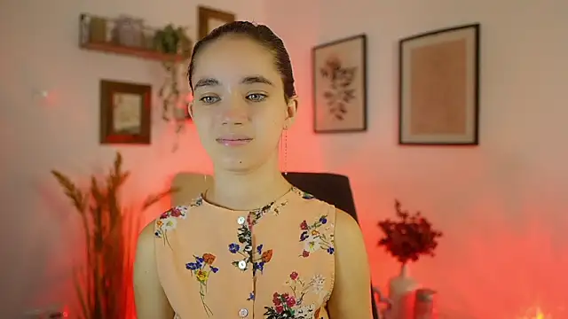 Gia Paige18 online show from 23, 9, 2025