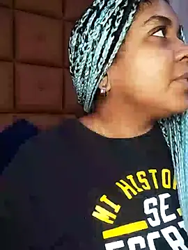 Snapshot of ELLA_KELLY chatting on 7, 2, 2025 ELLA KELLY online show from 7, 2, 2025