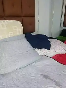 Snapshot of ELLA_KELLY chatting on 12, 3, 2025 ELLA KELLY online show from 12, 3, 2025