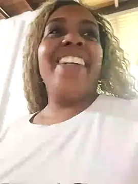 ELLA KELLY online show from 14, 9, 2025