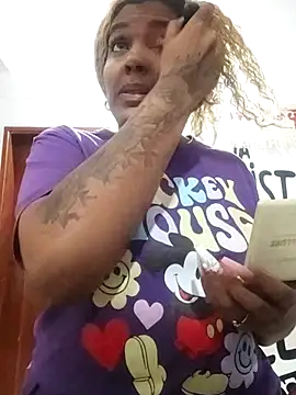 ELLA KELLY online show from 1, 11, 2025