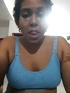 Snapshot of ELLA_KELLY chatting on 6, 11, 2025 ELLA KELLY online show from 6, 11, 2025