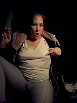 Snapshot of Chatonne69 chatting on 7, 11, 2025 Chatonne69 online show from 7, 11, 2025