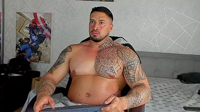 Snapshot of Cristian_Walker chatting on 3, 7, 2026 Cristian Walker online show from 3, 7, 2026