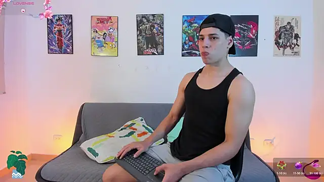 Snapshot of jonathanjoestar_ chatting on 22, 11, 2025 jonathanjoestar online show from 22, 11, 2025