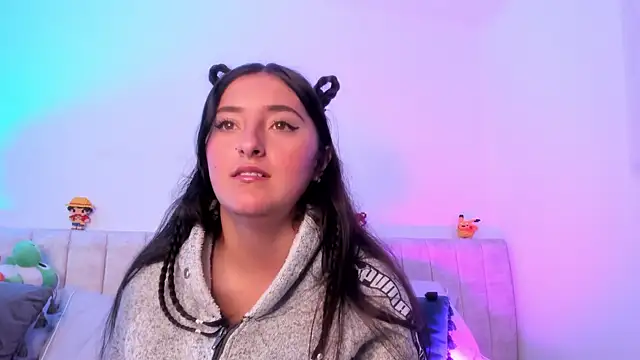 Kathia Morelli online show from 7, 3, 2025