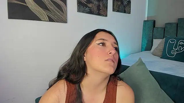 Kathia Morelli online show from 14, 10, 2025