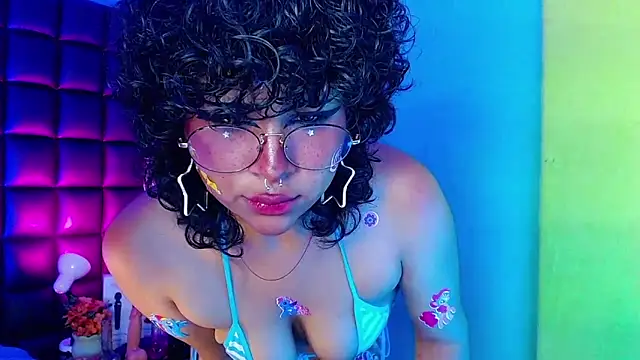 kuromi69 online show from 7, 3, 2025