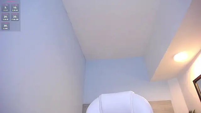 Violetta rainbow online show from 12, 2, 2025