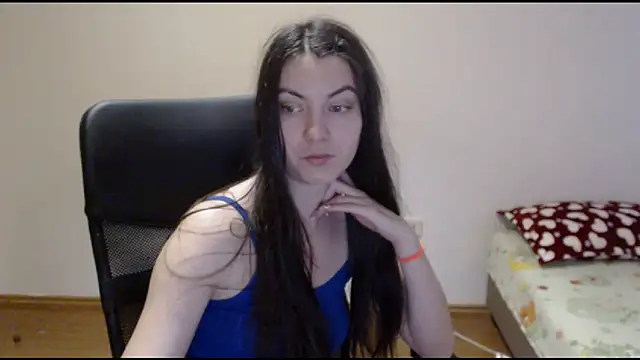 CuteJollie4U online show from 1, 1, 2025