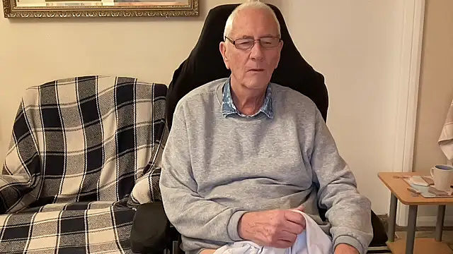 cutaboverest online show from 15, 11, 2025