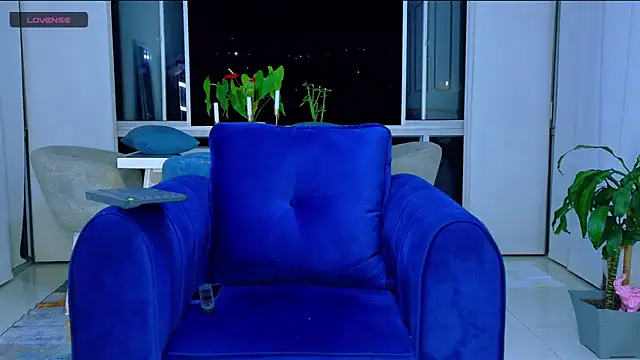 Mackenzzie 777  online show from 24, 9, 2025