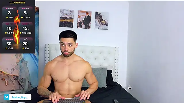 Mackenzzie 777  online show from 7, 11, 2025