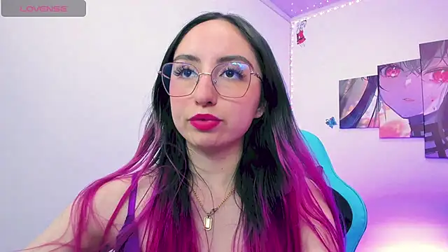 Snapshot of Julieta_cott chatting on 1, 3, 2025 Julieta cott online show from 1, 3, 2025