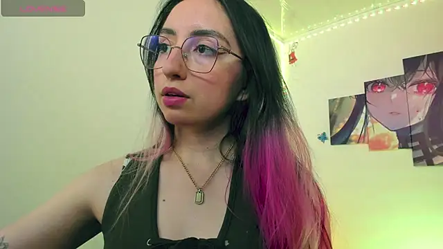 Snapshot of Julieta_cott chatting on 15, 3, 2025 Julieta cott online show from 15, 3, 2025