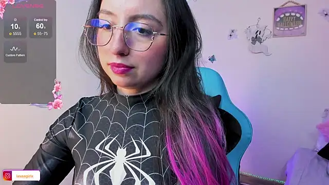 Snapshot of Julieta_cott chatting on 9, 10, 2025 Julieta cott online show from 9, 10, 2025