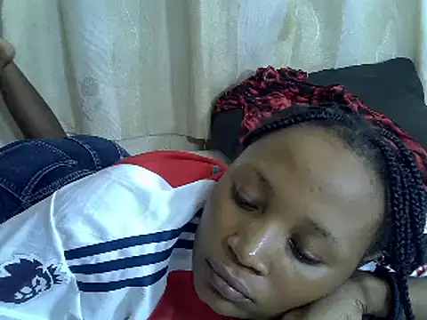 SpicyPetite online show from 16, 2, 2025