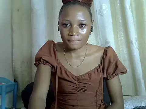 Snapshot of SpicyPetite chatting on 8, 3, 2025 SpicyPetite online show from 8, 3, 2025