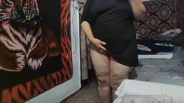 Snapshot of NataliiaRosa54 chatting on 11, 10, 2025 NataliiaRosa54 online show from 11, 10, 2025