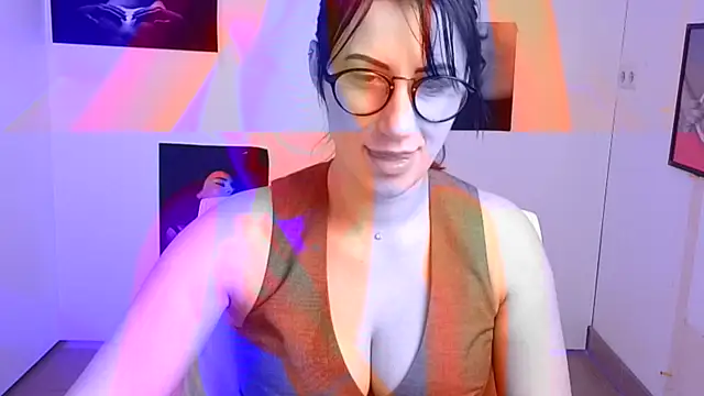 Loren Moa online show from 18, 1, 2025