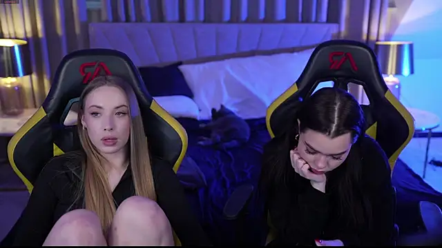 Linda054 online show from 19, 2, 2025