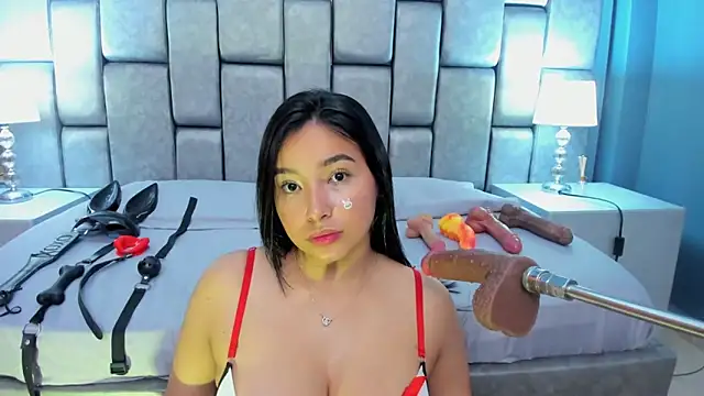 Snapshot of AniEvans_ chatting on 8, 6, 2026 AniEvans online show from 8, 6, 2026