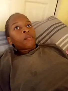 Snapshot of Nomawethu2002 chatting on 2, 11, 2025 Nomawethu2002 online show from 2, 11, 2025