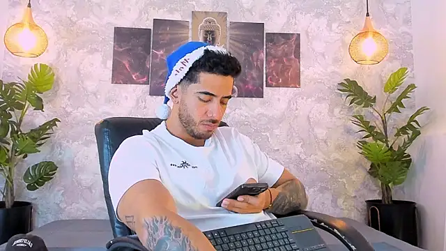 Snapshot of Nate_franco chatting on 16, 12, 2025 Nate franco online show from 16, 12, 2025