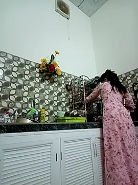    Erin    online show from 19, 3, 2025