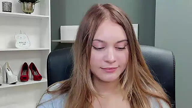 Snapshot of kitty_valeria chatting on 5, 10, 2025 kitty valeria online show from 5, 10, 2025