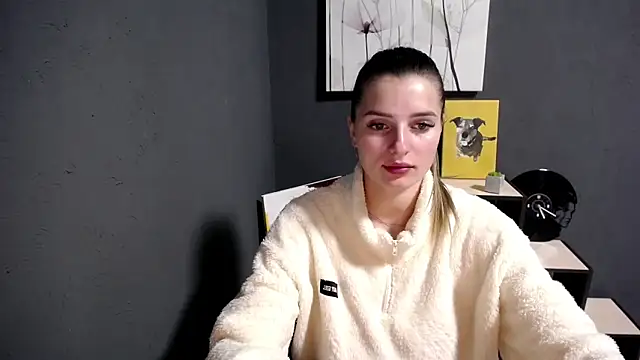 lady olivia  online show from 8, 11, 2025