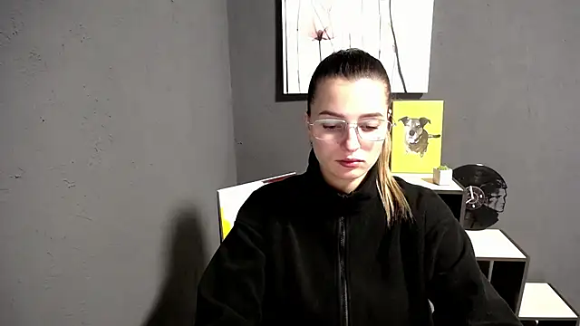 lady olivia  online show from 2, 12, 2025