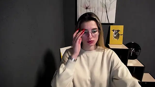 lady olivia  online show from 8, 4, 2026