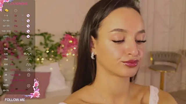 Lolly Neal online show from 24, 9, 2025