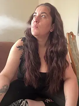 yzabell18 online show from 5, 4, 2026