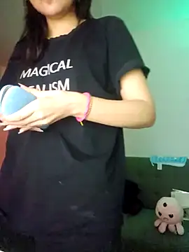 azumiichan online show from 20, 11, 2025