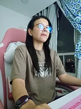 Snapshot of azumiichan chatting on 29, 4, 2026 azumiichan online show from 29, 4, 2026