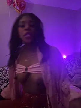 CamGirlLeanna online show from 7, 3, 2025